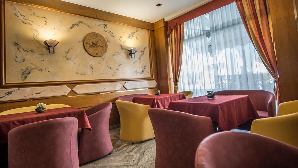 קומאנו טרמה Hotel Posta מראה חיצוני תמונה