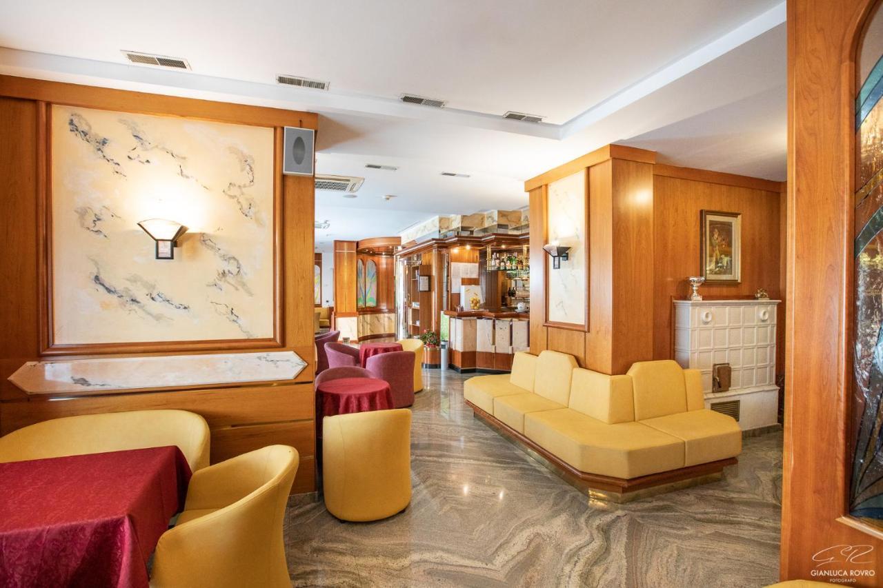 קומאנו טרמה Hotel Posta מראה חיצוני תמונה